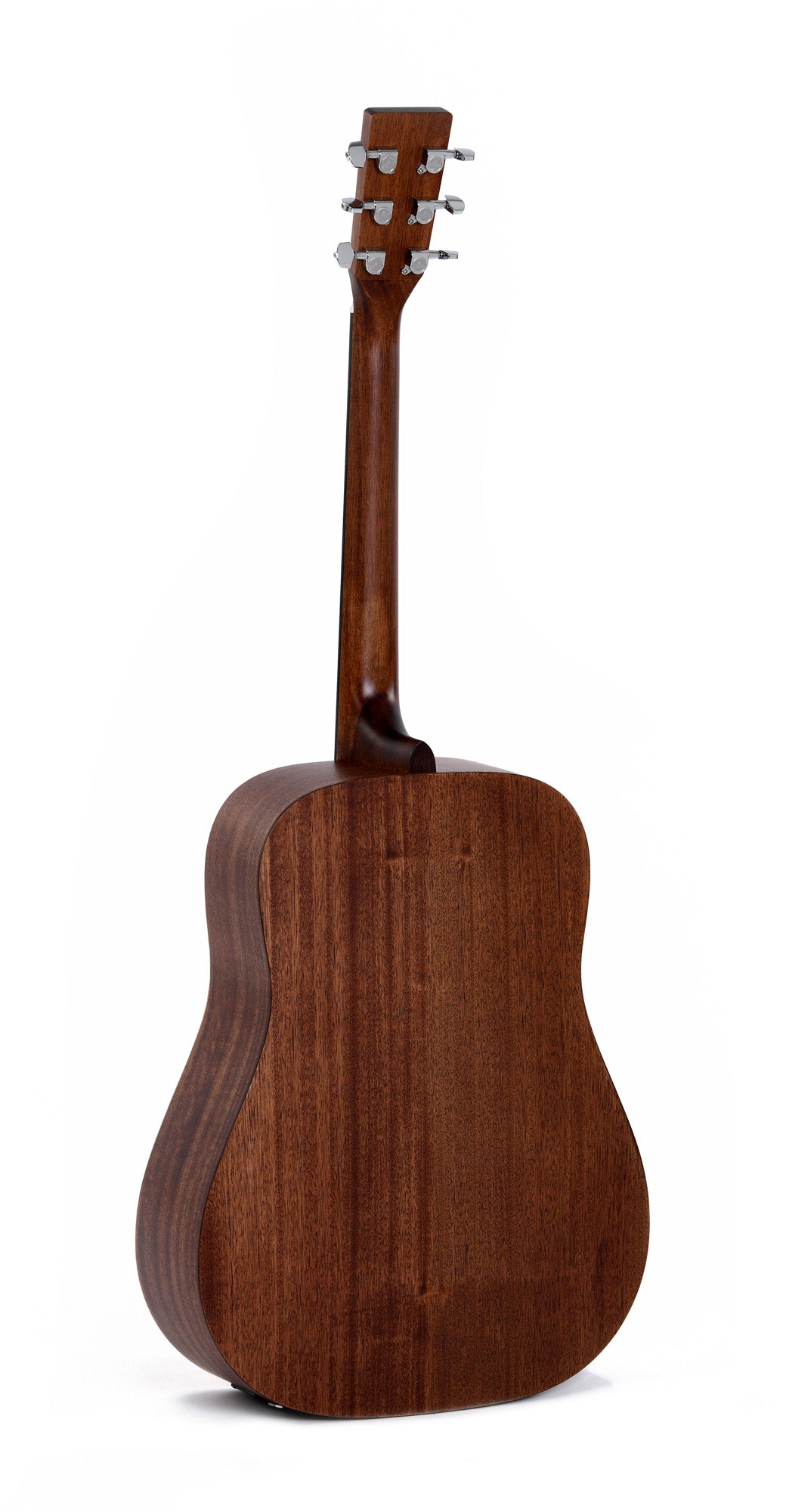 Modèle DME, Dreadnought, table épicéa massif, f/e acajou, touche micarta, EQ Sigma, naturel satiné