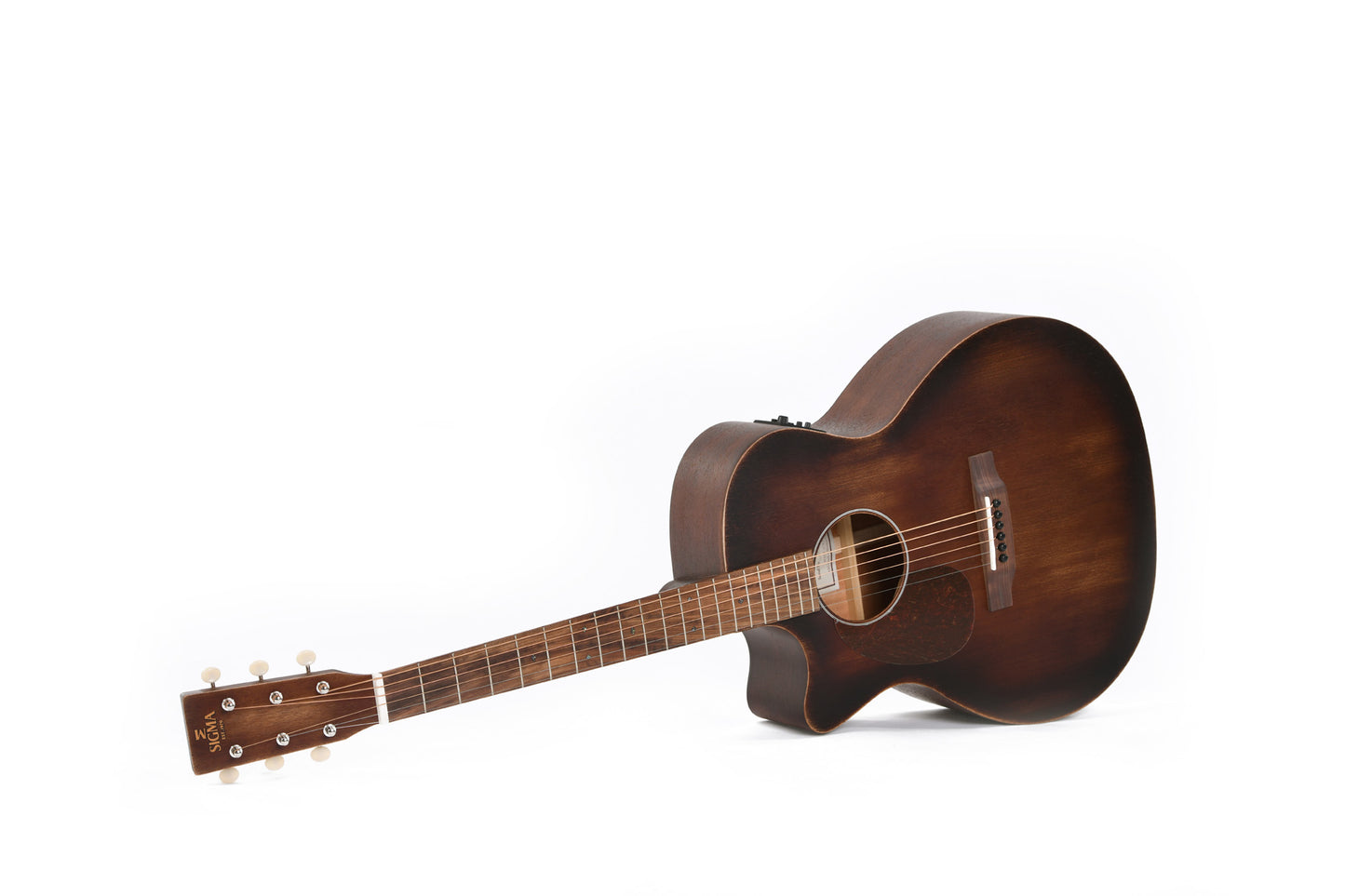 Modèle GMC-15EL-AGED, Dreadnought, table acajou massif, f/e acajou, touche pau ferro, EQ Fishman, naturel"vieilli", gaucher