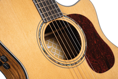 GOLD-A6 Bocote, forme Grand Auditorium, table épicéa massif torréfié, f/e bocote massif, EQ Fishman Flex Blend, naturel