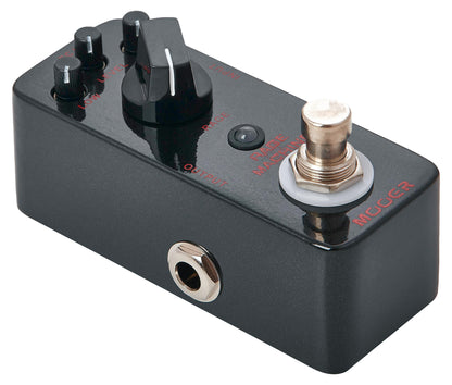Pédale RAGE MACHINE, distorsion polyvalente style heavy metal, boîtier métal, true bypass, noir