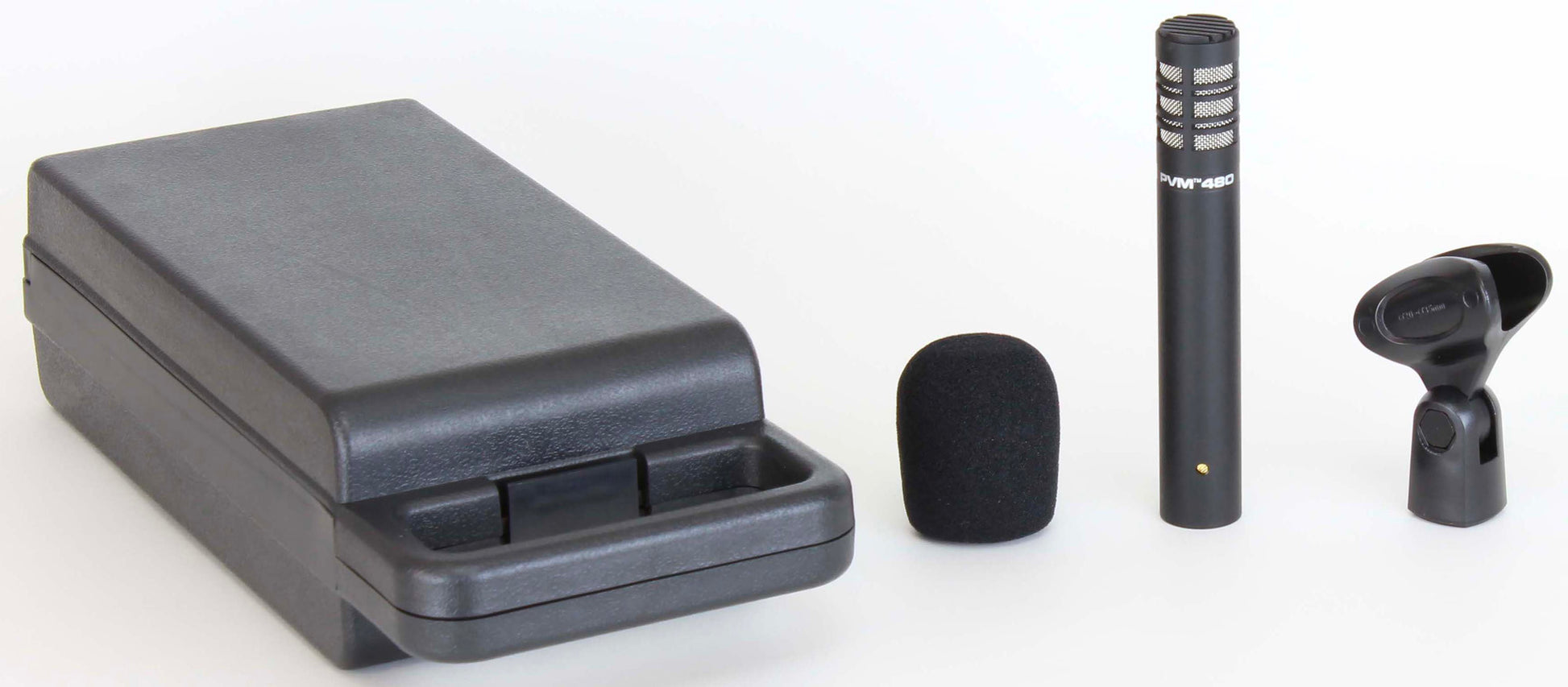 Microphone super-cardioïde, alimentation fantôme requise, pince micro, bonnette anti-vent et valise inclus, noir